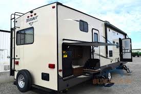 bunkhouse fifth wheel brands many