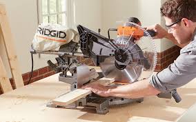 how to use a miter saw the