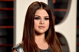 This adorable neat bob enhances selena gomez's pretty face feature. Selena Gomez S New Haircut Will Make You Want To Go Short Health Com
