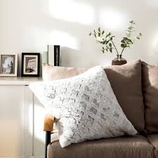 20 stylish throw pillow ideas for brown