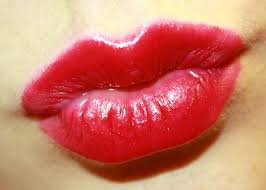 44 wallpapers kissing lips