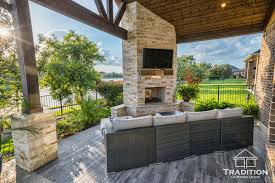 Cross Creek Patio Cover With Fireplace