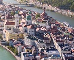 Passau is a small city in bavaria, germany. Landkreis Passau Corona Verbreitet Sich Uber Bistumsbaustellen Nachrichten Burgerblick Passau