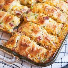 crescent roll breakfast cerole the