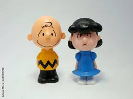 lucy comic peanuts snoopy happy