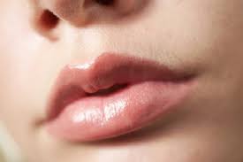 Banyak juga yang ingin tau cara menghilangkan bibir hitam,cara menghilangkan hitam di bibir,cara mengatasi bibir hitam,cara agar penyebab bibir hitam memang bukan hanya merokok, banyak penyebab lainnya. 3 Cara Menghilangkan Lingkaran Gelap Di Sekitar Mulut