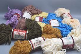 aunt lydias heavy rug yarn colors vary