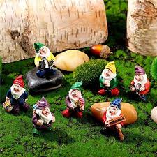 Outdoor Gnome Figurines Resin Statues
