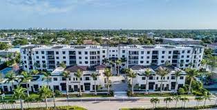 naples luxury condos