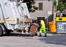 Lavoro Facile - Nota azienda cerca operatore ecologico per raccolta rifiuti  in Provincia di Roma