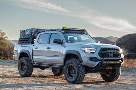 how to lift a toyota tacoma realtruck