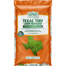 expert gardener texas turf lawn food plus 2 iron fertilizer 15 5 10 30 2 lb covers 5 000 sq ft size 30 2 lbs