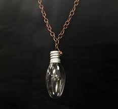 5 Unusual Diy Crafts With Old Light Bulbs 1000bulbs Com Blog