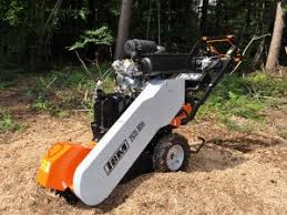 Drive the teeth close to the stump and turn on the machine. Stump Grinders Powerful Robust Fast Safe Great Grinding Depth Jbm