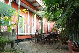 11 best hostels in new orleans 2024