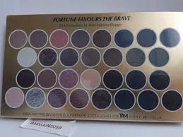 makeup revolution eyeshadow palette