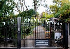 five gardens to visit in victoria and