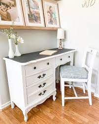 This is a beautiful farmhouse desk with drawers. 21 Affordable Farmhouse Desks For The Home Office