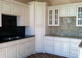 Kitchen cabinet color will affect the mood of the room and dictate how the other pieces of the your cabinets can enhance your life in many ways, and it doesn't have anything to do with the color. 50 Best Antique White Cabinets Enhance Your Kitchen White Kitchen Cabinet Doors Antique White Kitchen Cabinets Antique White Cabinets