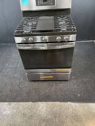 ge 30 gas steam self clean range with