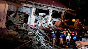 Hundreds of thousands of survivors were displaced. Philippines Earthquake Death Toll Rises To 16 Authorities Say Cnn