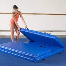 safety gymnastic mats bi fold 5x10 ft x 4 inch
