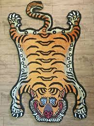 hand knotted tibetan mini silk tiger