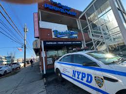 nypd responds to busted door at staten