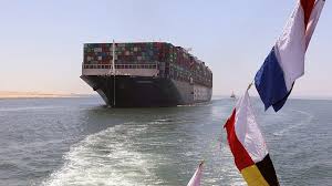 Ever Ace: World's largest cargo ship unloading in UK port - BBC News