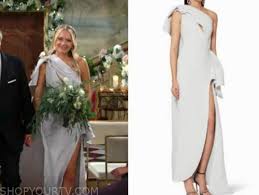 One year after tying the knot, the 'teen mom 2' star held her reception and she looked absolutely gorgeous! The Young And The Restless December 2020 Abby Newman S Grey One Shoulder Wedding Gown Shop Your Tv