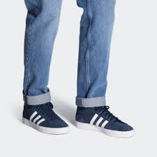 From hiking boots to boxing shoes, adidas high tops for men provide your feet and ankles with maximum support and comfort. Blau High Top Sneakers Adidas Deutschland