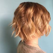 These short wavy hairstyles will plump up fine hair and give you a new bouncier look. 36 Short Wavy Hairstyles Trending In May 2021