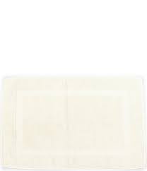luxury hotel plaza step out bath mat