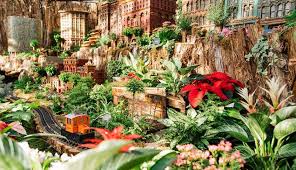 5 great holiday model train shows to