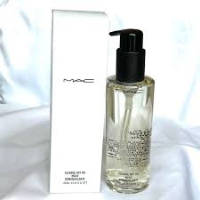 mac cleanse off oil makeup remover 5 0