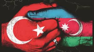 Azerbaycan ve türkiye dost değildir.dostluk,birbirini sonradan tanıyanlar arasında kurulur.bizler kardeşiz. Azerbaycan Turkiye Diplomatik Iliskilerde 25 Yil