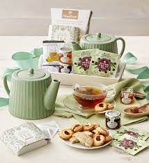 wintry warmer tea gift tray