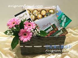 chocolate treats gift basket 亞維儂花