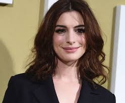 Anne hathaway got initially recognized with her first break, in 1999, in the television series 'get real.' Anne Hathaway Wiki Age Height Husband Family Biography More Famous People Wiki