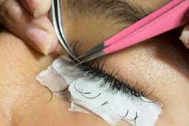 how to remove eyelash extensions safely