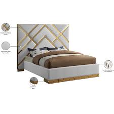 Meridian Furniture Vector White Faux