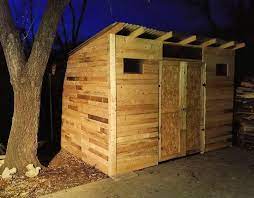 25 Free Diy Wood Pallet Shed Plans With