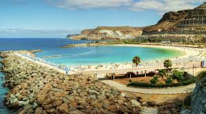 You can use travel logs to save photos of your trip to the canary islands in an original way and share your experiences with other people. Gran Canaria Canary Islands Azamara