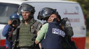وفا": 140 انتهاكا إسرائيليا بحق الصحفيين خلال العام الجاري <br/> <br/>  -منظمة التحرير الفلسطينية