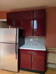 Purchasers of new kitchen cabinets always have one pesky problem they need to deal with: How To Sell Old Kitchen Cabinets