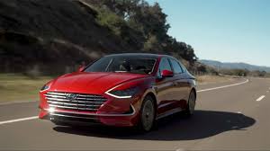 The 2020 hyundai sonata hybrid gets a solar roof to maximize gas mileage, but what about the rest of the car? First Drive 2020 Hyundai Sonata Hybrid The Detroit Bureau