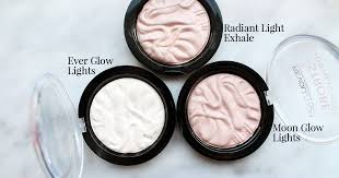 3 highlighters från makeup revolution