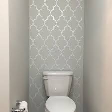 accent wall bathroom ideas 640x640