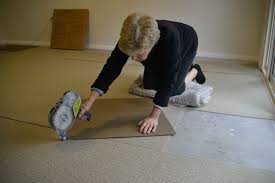 installing eco friendly carpet with