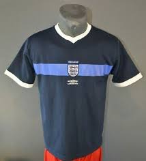 Purchase on classic football shirts. England Retro Football Soccer Mens Jersey Vintage Shirt 90s Umbro Size Xl 5 5 Ebay